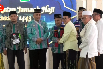 Lepas 690 jamaah calon haji, Wali Kota Malang titip doa