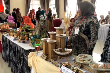 Pameran busana batik dan kuliner etnik warnai hari jadi Majalengka