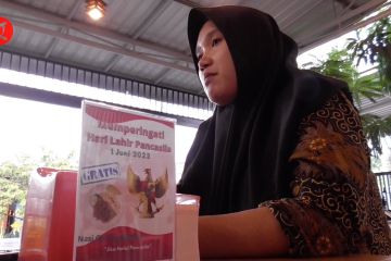 Hafal Pancasila, pengunjung kafe di Medan gratis nasi goreng