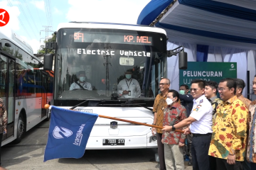 Transjakarta uji coba 3 bus listrik