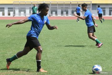 Latihan timnas U-19