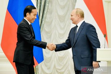 Presiden Joko Widodo bertemu Presiden Putin