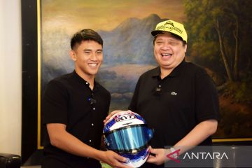 Pembalap Mario Aji minta keberlanjutan dukungan ke Menko Airlangga