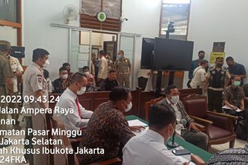 Satpol PP Jaksel tindak pemilik 35 tempat usaha pelanggar perda