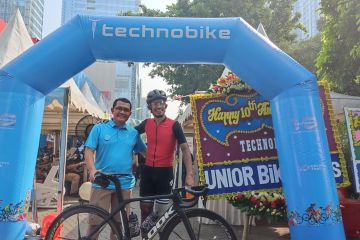 M. Fadli gowes bareng komunitas dalam festival Technofest10