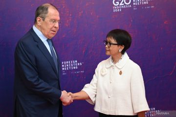 Menlu Rusia Sergey Lavrov tiba di Bali wakili Putin hadiri KTT G20