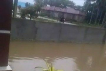 Desa Bega Kabupaten Poso Sulteng dilanda banjir