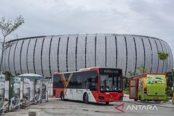 TransJakarta tambah jam operasional untuk dua rute