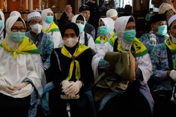 1.152 Jamaah haji asal Kalbar tiba di tanah air