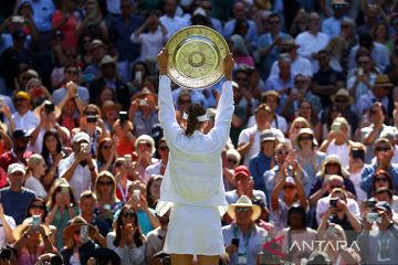 Fakta singkat Elena Rybakina juara baru Wimbledon