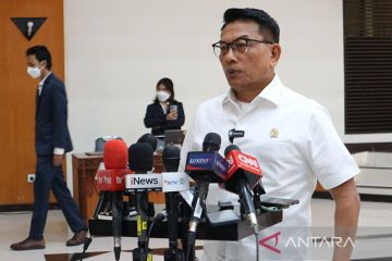 Moeldoko: pemerintah tekankan penggunaan masker di ruangan