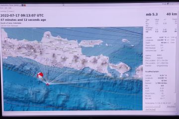 Gempa Pacitan tak berkaitan dengan swarm zona subduksi selatan Jatim