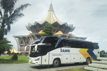 Damri hadirkan layanan vaksinasi dan antigen untuk masyarakat