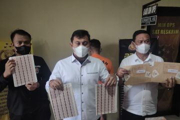 Polresta Bandarlampung tangkap penadah meterai curian milik PT Pos