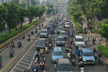 Ekonom: Penghapusan data kendaraan upaya tingkatkan pendapatan daerah