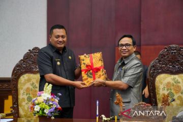 Bupati Gianyar: APBD-P 2022 pendapatan daerah naik Rp263,63 milliar