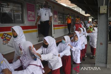 Hari Anak Nasional, KAI ajak siswa berkenalan dengan moda transportasi kereta api