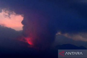 Gunung Sakurajima di Jepang dua kali erupsi