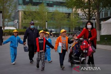 Populasi China susut, pejabat usul wanita lajang diizinkan punya anak