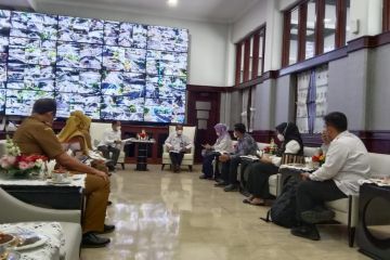 Wali Kota Surabaya dorong guru manfaatkan platform Merdeka Belajar