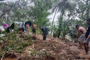 Bencana longsor di liloboy tidak timbulkan korban jiwa