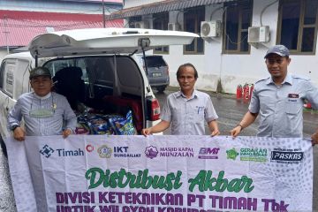 PT Timah-Baitulmaal Munzalan Indonesia salurkan beras ke ponpes Bangka