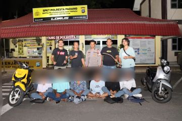 Enam siswa diamankan Polresta Padang karena terlibat tawuran