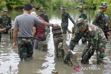 Bakti sosial TNI di situs Kerajaan Aceh Darussalam