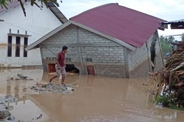 Korban banjir Torue Parigi Moutong butuh logistik