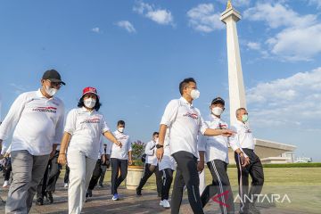 Pemerintah mengampanyekan gerakan masyarakat hidup sehat