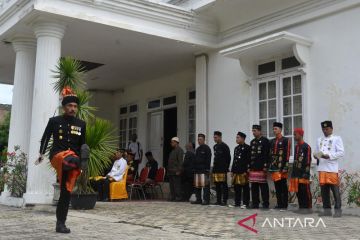Upacara adat alam pedang Kerajaan Aceh