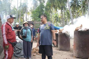 Produksi briket arang kelapa Sulbar diakui tak ramah lingkungan