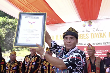 Gubernur Kaltara bangga, suku Dayak Agabag cetak 3 rekor MURI