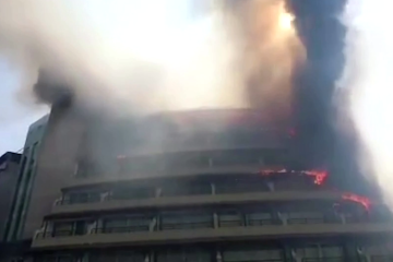 Kebakaran dipicu angin kencang menyebar ke hotel di Turki