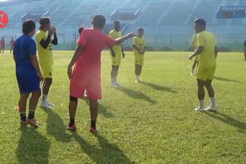 Arema FC yakin menang di leg pertama final Piala Presiden