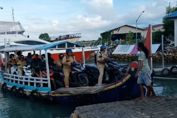 Pelabuhan Kalianget pintu gerbang masyarakat kepulauan Sumenep