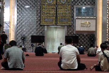 Persiapan shalat Idul Adha di Masjid Istiqlal