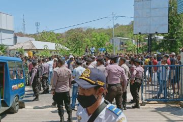 Anggota DPD RI minta polisi tak bertindak represif