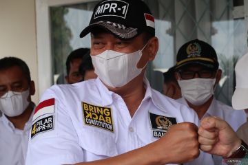 Bambang Soesatyo sambut baik booster kedua bagi tenaga kesehatan