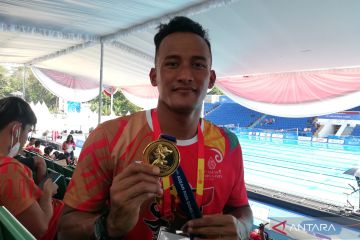 Debutan Rino Saputra tak sangka sabet emas para-renang