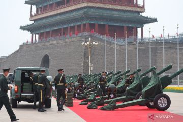 Rayakan 95 tahun PLA, China gelar senjata untuk peringatkan Taiwan