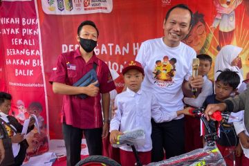 Kemensos salurkan bantuan untuk 370 anak di kaki Gunung Rinjani Lombok