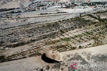 Lubang misterius berdiameter 25 meter muncul di Tierra Amarilla Chili