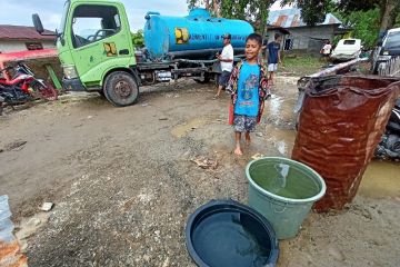 Pemkab Parigi siapkan enam mobil tangki bantu air bersih korban banjir