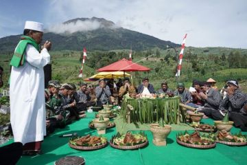 Tradisi Wiwit Tembakau