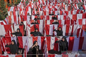 Sambut HUT Kemerdekaan RI, ribuan pelajar di Temanggung cuci bendera Merah Putih