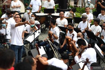 Membayangkan keindonesiaan lewat medium musik