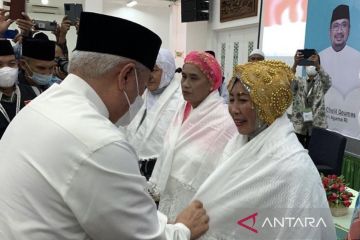 Kedatangan kloter pertama jamaah haji Kaltim disambut gubernur