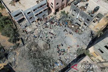 Dampak serangan udara Israel ke kota Gaza