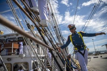 KRI Bima Suci Menuju Tual, Maluku